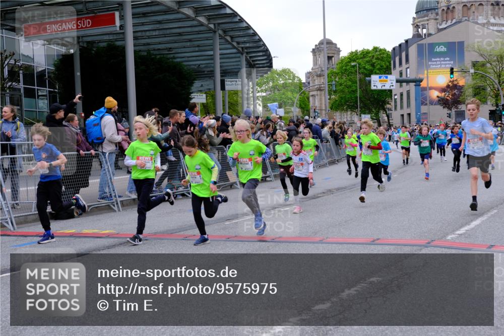 25.04.2026 - Das Zehntel Tim E. http://msf.ph/oto/9575975 25.04.2026 10:55:25 Ziel 5034, 5035, 5095, 5099, 5261, 5263, 5274, 5288, 5364, 5367, 5381, 5405, 5493, 5494, 5549, 5697, 5721, 5756, 5963, 5977, 6006, 6034, 6067, 6152, 6433, 6526, 6545, 6624, 6677, 6813, 6965, 7019, 7090, 7092, 7115, 7132, 7240, 7244, 7308, 7543, 7722, 7875, 7879, 8000, 8009 meine-sportfotos.de
