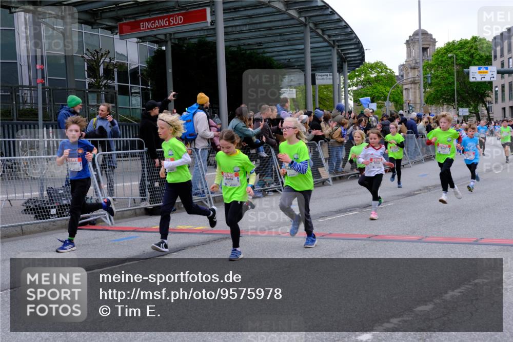 25.04.2026 - Das Zehntel Tim E. http://msf.ph/oto/9575978 25.04.2026 10:55:25 Ziel 5034, 5035, 5095, 5099, 5261, 5263, 5274, 5288, 5364, 5367, 5381, 5405, 5493, 5494, 5549, 5697, 5721, 5756, 5963, 5977, 6006, 6034, 6067, 6152, 6433, 6526, 6545, 6624, 6677, 6813, 6965, 7019, 7090, 7092, 7115, 7132, 7240, 7244, 7308, 7543, 7722, 7875, 7879, 8000, 8009 meine-sportfotos.de