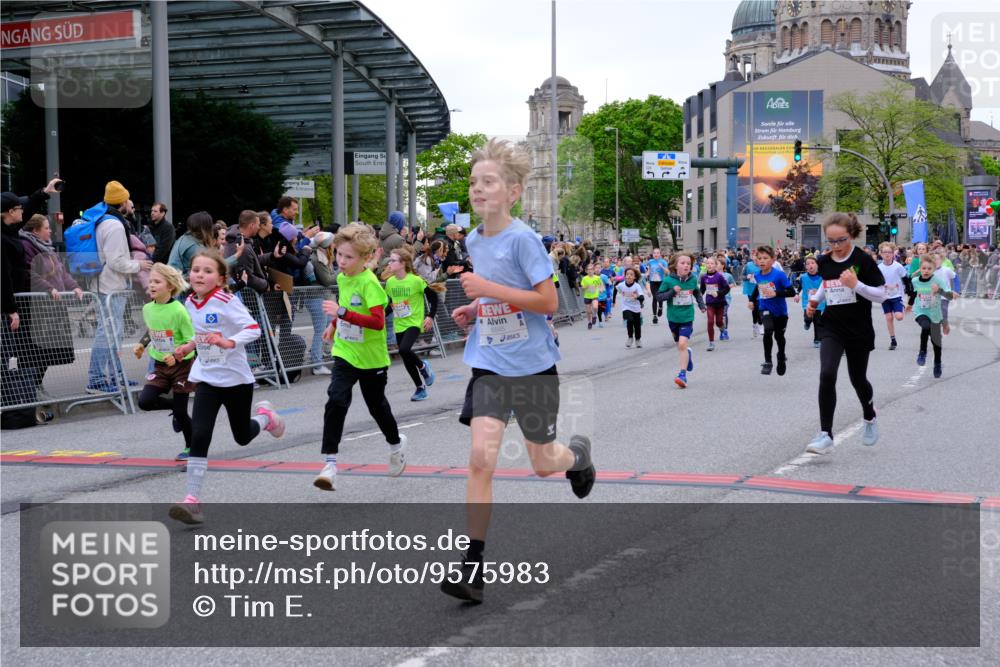 25.04.2026 - Das Zehntel Tim E. http://msf.ph/oto/9575983 25.04.2026 10:55:26 Ziel 5034, 5035, 5095, 5099, 5261, 5263, 5274, 5288, 5364, 5367, 5381, 5405, 5493, 5494, 5549, 5697, 5721, 5756, 6006, 6034, 6067, 6152, 6433, 6526, 6545, 6677, 6813, 6965, 7019, 7090, 7092, 7115, 7132, 7161, 7240, 7244, 7308, 7466, 7875, 7879, 8000, 8009 meine-sportfotos.de