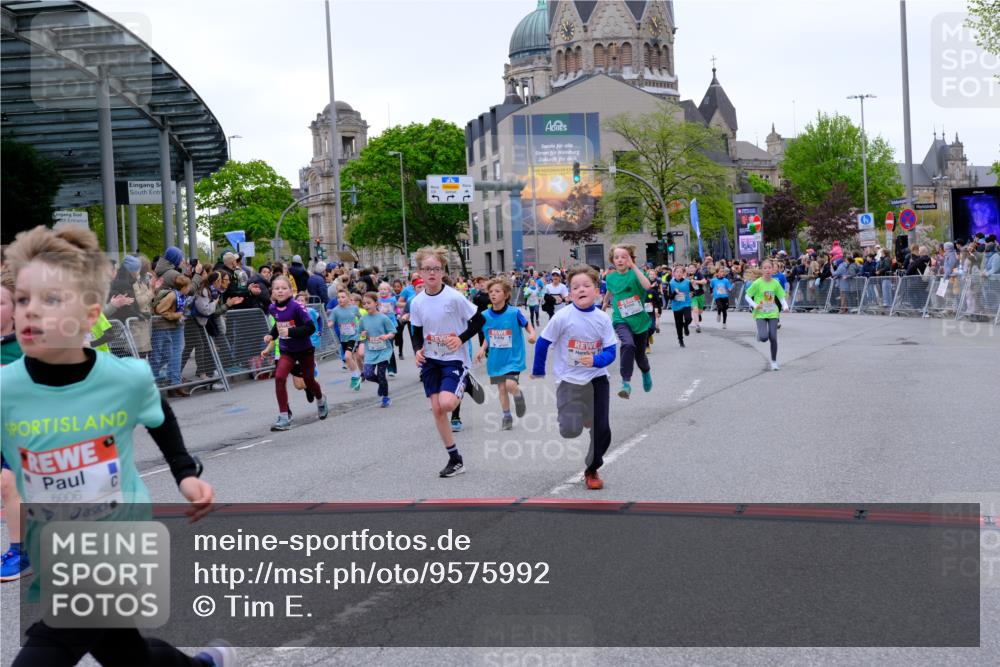 25.04.2026 - Das Zehntel Tim E. http://msf.ph/oto/9575992 25.04.2026 10:55:29 Ziel 5034, 5035, 5039, 5095, 5261, 5263, 5274, 5288, 5364, 5367, 5420, 5443, 5493, 5494, 5549, 5697, 5721, 5747, 5756, 5791, 6006, 6034, 6067, 6433, 6526, 6545, 6552, 6586, 6813, 6871, 6876, 6884, 6952, 6953, 6965, 6999, 7019, 7092, 7115, 7132, 7161, 7228, 7240, 7244, 7466, 7518, 7875, 7879, 8009 meine-sportfotos.de
