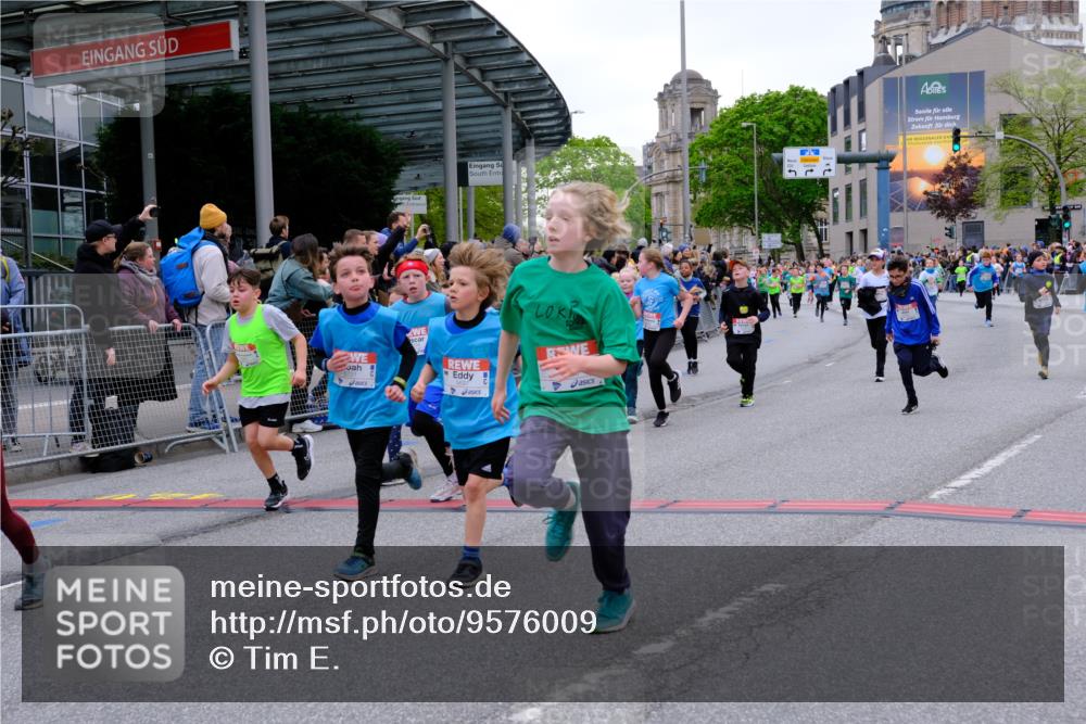 25.04.2026 - Das Zehntel Tim E. http://msf.ph/oto/9576009 25.04.2026 10:55:30 Ziel 5034, 5035, 5039, 5095, 5261, 5263, 5274, 5288, 5367, 5420, 5443, 5493, 5494, 5578, 5583, 5696, 5697, 5721, 5747, 5756, 5791, 6006, 6034, 6067, 6412, 6433, 6526, 6545, 6552, 6586, 6813, 6871, 6876, 6884, 6952, 6953, 6965, 6999, 7019, 7092, 7115, 7132, 7161, 7228, 7244, 7466, 7518, 7875, 8009 meine-sportfotos.de