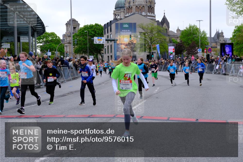 25.04.2026 - Das Zehntel Tim E. http://msf.ph/oto/9576015 25.04.2026 10:55:32 Ziel 5034, 5035, 5039, 5195, 5261, 5263, 5274, 5288, 5367, 5420, 5443, 5493, 5494, 5578, 5583, 5696, 5697, 5721, 5747, 5756, 5791, 6006, 6034, 6067, 6412, 6433, 6526, 6545, 6552, 6586, 6813, 6871, 6876, 6884, 6952, 6953, 6965, 6999, 7092, 7115, 7132, 7161, 7228, 7244, 7466, 7518, 7835, 7875, 8009 meine-sportfotos.de