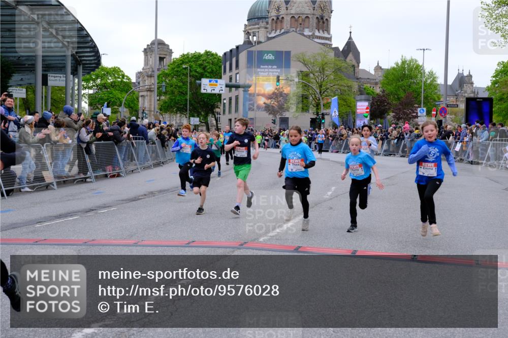 25.04.2026 - Das Zehntel Tim E. http://msf.ph/oto/9576028 25.04.2026 10:55:34 Ziel 5034, 5035, 5039, 5195, 5420, 5443, 5578, 5583, 5696, 5697, 5721, 5747, 5756, 5790, 5791, 6006, 6034, 6067, 6412, 6433, 6526, 6552, 6586, 6813, 6871, 6876, 6884, 6946, 6952, 6953, 6965, 6999, 7115, 7132, 7161, 7228, 7244, 7466, 7518, 7835, 7875 meine-sportfotos.de