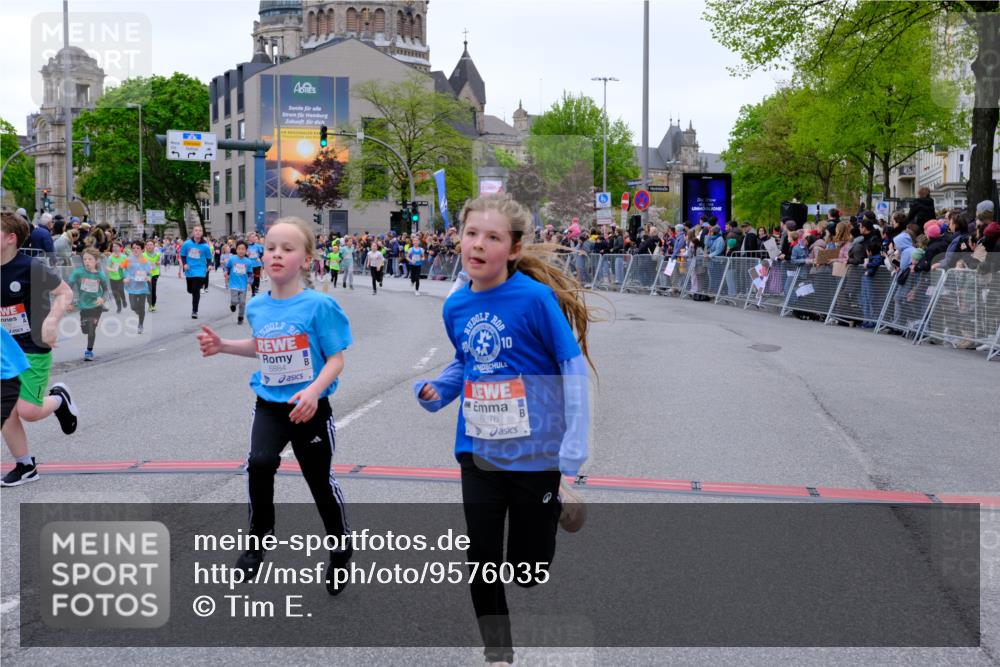 25.04.2026 - Das Zehntel Tim E. http://msf.ph/oto/9576035 25.04.2026 10:55:35 Ziel 5034, 5035, 5039, 5195, 5420, 5443, 5578, 5583, 5696, 5697, 5721, 5747, 5756, 5790, 5791, 6010, 6067, 6412, 6433, 6526, 6552, 6586, 6871, 6876, 6884, 6939, 6946, 6952, 6953, 6965, 6999, 7132, 7161, 7228, 7244, 7466, 7518, 7835, 7875 meine-sportfotos.de