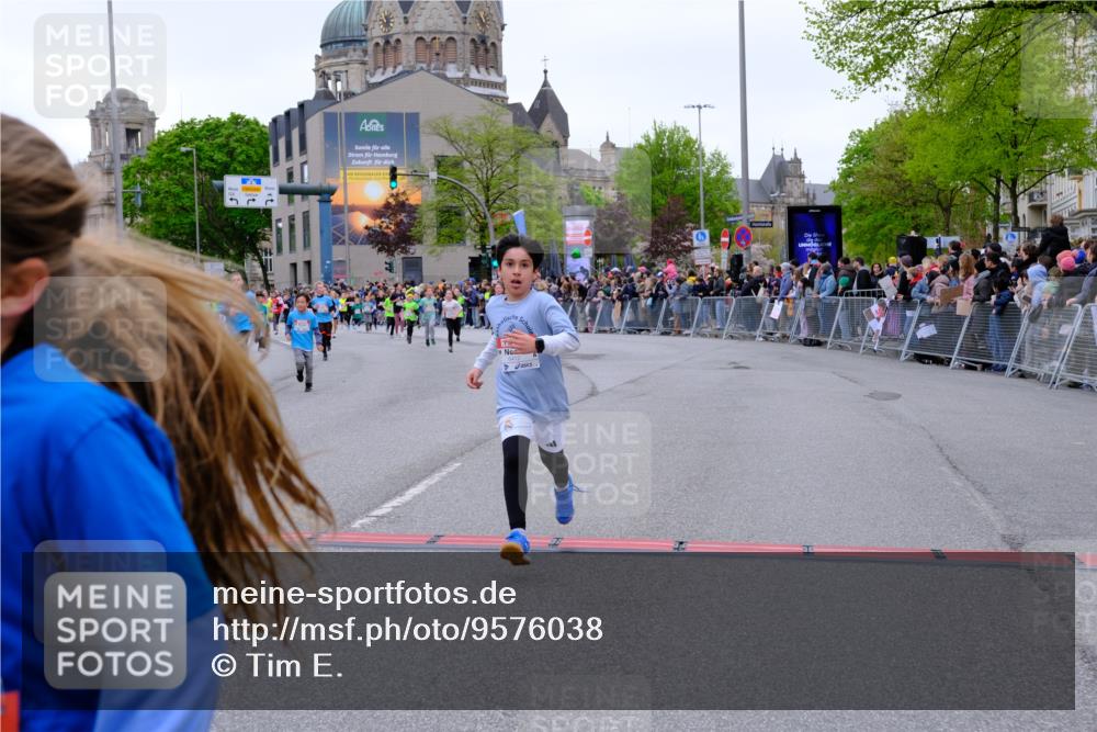 25.04.2026 - Das Zehntel Tim E. http://msf.ph/oto/9576038 25.04.2026 10:55:36 Ziel 5034, 5035, 5039, 5195, 5420, 5443, 5578, 5583, 5696, 5697, 5721, 5747, 5756, 5790, 5791, 6010, 6025, 6067, 6412, 6433, 6526, 6552, 6586, 6871, 6876, 6884, 6939, 6946, 6952, 6953, 6965, 6999, 7161, 7228, 7244, 7466, 7518, 7835 meine-sportfotos.de