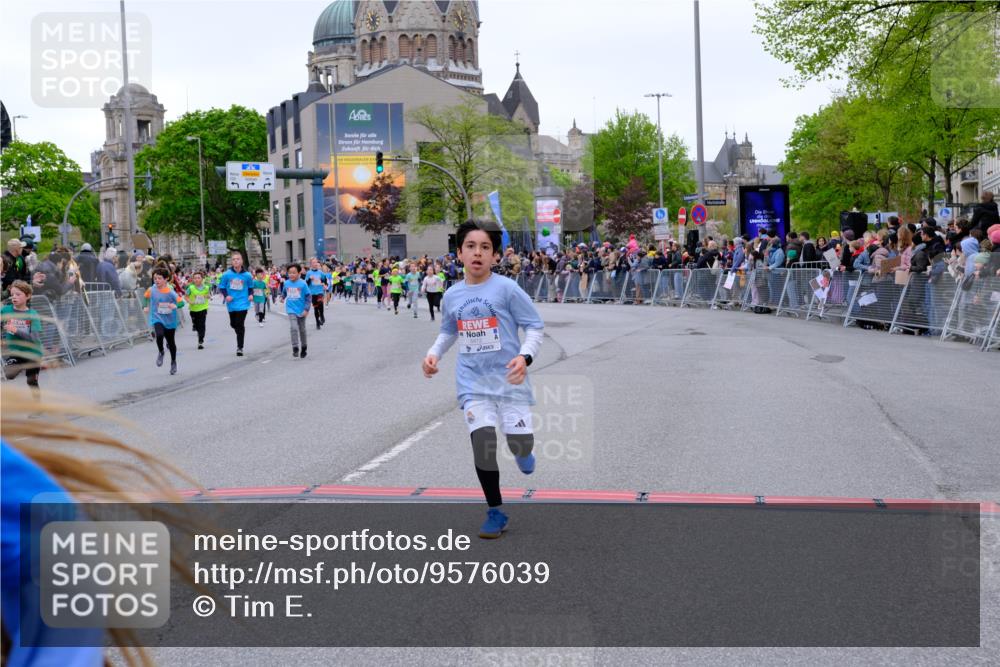 25.04.2026 - Das Zehntel Tim E. http://msf.ph/oto/9576039 25.04.2026 10:55:36 Ziel 5034, 5035, 5039, 5195, 5420, 5443, 5578, 5583, 5696, 5697, 5721, 5747, 5756, 5790, 5791, 6010, 6025, 6067, 6412, 6433, 6526, 6552, 6586, 6871, 6876, 6884, 6939, 6946, 6952, 6953, 6965, 6999, 7161, 7228, 7244, 7466, 7518, 7835 meine-sportfotos.de