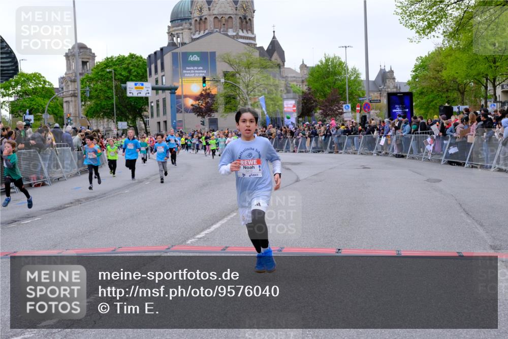 25.04.2026 - Das Zehntel Tim E. http://msf.ph/oto/9576040 25.04.2026 10:55:36 Ziel 5034, 5035, 5039, 5195, 5420, 5443, 5578, 5583, 5696, 5697, 5721, 5747, 5756, 5790, 5791, 6010, 6025, 6067, 6412, 6433, 6526, 6552, 6586, 6871, 6876, 6884, 6939, 6946, 6952, 6953, 6965, 6999, 7161, 7228, 7244, 7466, 7518, 7835 meine-sportfotos.de