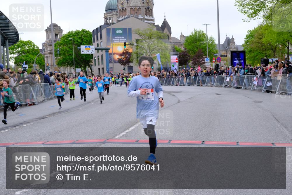 25.04.2026 - Das Zehntel Tim E. http://msf.ph/oto/9576041 25.04.2026 10:55:36 Ziel 5034, 5035, 5039, 5195, 5420, 5443, 5578, 5583, 5696, 5697, 5721, 5747, 5756, 5790, 5791, 6010, 6025, 6067, 6412, 6433, 6526, 6552, 6586, 6871, 6876, 6884, 6939, 6946, 6952, 6953, 6965, 6999, 7161, 7228, 7244, 7466, 7518, 7835 meine-sportfotos.de
