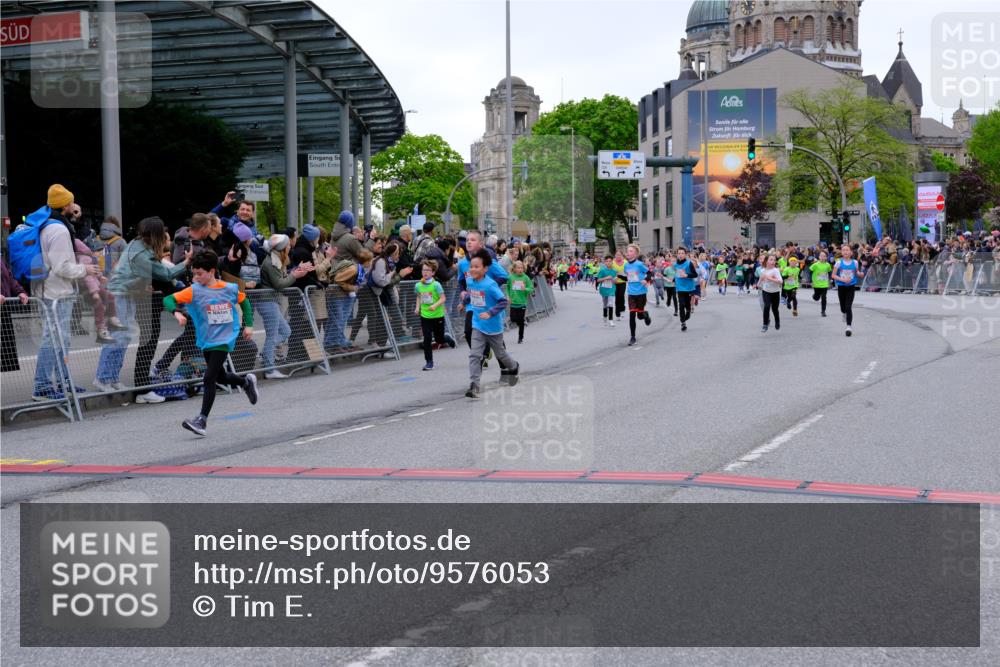 25.04.2026 - Das Zehntel Tim E. http://msf.ph/oto/9576053 25.04.2026 10:55:38 Ziel 5039, 5195, 5226, 5229, 5420, 5443, 5578, 5583, 5696, 5741, 5747, 5790, 5791, 5872, 5978, 6010, 6025, 6074, 6412, 6552, 6586, 6871, 6876, 6884, 6886, 6939, 6946, 6952, 6953, 6999, 7161, 7228, 7466, 7518, 7835, 7903, 8007 meine-sportfotos.de