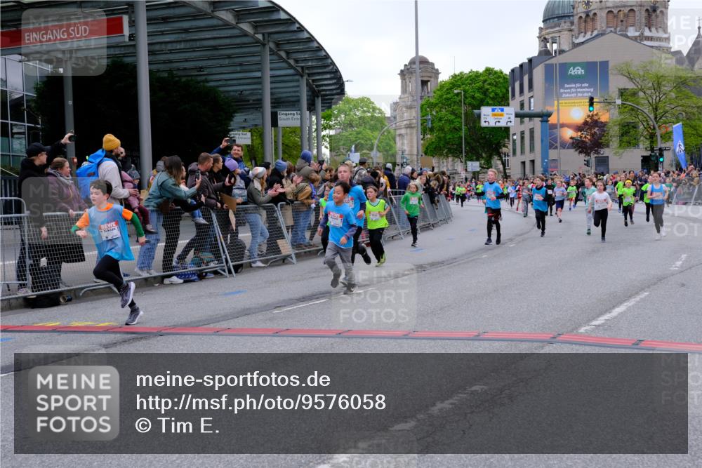 25.04.2026 - Das Zehntel Tim E. http://msf.ph/oto/9576058 25.04.2026 10:55:39 Ziel 5039, 5195, 5226, 5229, 5420, 5443, 5578, 5583, 5696, 5741, 5747, 5790, 5791, 5872, 5978, 6010, 6025, 6074, 6093, 6412, 6552, 6586, 6871, 6876, 6884, 6886, 6939, 6946, 6952, 6953, 6999, 7228, 7518, 7835, 7903, 8007 meine-sportfotos.de