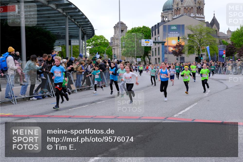 25.04.2026 - Das Zehntel Tim E. http://msf.ph/oto/9576074 25.04.2026 10:55:41 Ziel 5195, 5226, 5229, 5257, 5420, 5576, 5578, 5583, 5696, 5741, 5790, 5872, 5978, 6010, 6014, 6025, 6074, 6093, 6385, 6412, 6871, 6876, 6884, 6886, 6939, 6946, 7267, 7835, 7903, 8007 meine-sportfotos.de