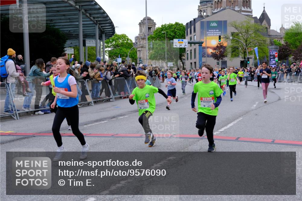 25.04.2026 - Das Zehntel Tim E. http://msf.ph/oto/9576090 25.04.2026 10:55:43 Ziel 5195, 5226, 5229, 5257, 5576, 5741, 5790, 5872, 5978, 6010, 6014, 6025, 6074, 6093, 6385, 6429, 6886, 6939, 6946, 7267, 7801, 7803, 7827, 7835, 7903, 8007 meine-sportfotos.de