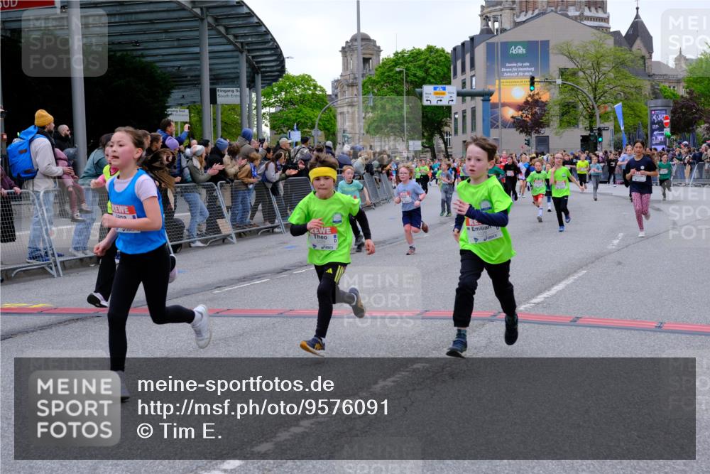 25.04.2026 - Das Zehntel Tim E. http://msf.ph/oto/9576091 25.04.2026 10:55:43 Ziel 5195, 5226, 5229, 5257, 5576, 5741, 5790, 5872, 5978, 6010, 6014, 6025, 6074, 6093, 6385, 6429, 6886, 6939, 6946, 7267, 7801, 7803, 7827, 7835, 7903, 8007 meine-sportfotos.de