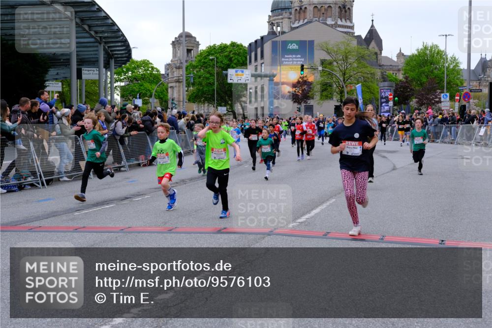 25.04.2026 - Das Zehntel Tim E. http://msf.ph/oto/9576103 25.04.2026 10:55:46 Ziel 5226, 5229, 5257, 5319, 5322, 5325, 5326, 5342, 5513, 5576, 5741, 5790, 5872, 5978, 6010, 6014, 6025, 6074, 6093, 6224, 6385, 6429, 6663, 6886, 6939, 6946, 7267, 7288, 7468, 7702, 7712, 7715, 7801, 7803, 7827, 7903, 8007 meine-sportfotos.de