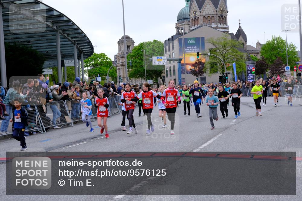 25.04.2026 - Das Zehntel Tim E. http://msf.ph/oto/9576125 25.04.2026 10:55:50 Ziel 5226, 5229, 5257, 5319, 5322, 5325, 5326, 5342, 5495, 5505, 5507, 5511, 5513, 5576, 5644, 5741, 5872, 6014, 6093, 6189, 6224, 6385, 6429, 6663, 6713, 6989, 7005, 7131, 7250, 7267, 7288, 7319, 7468, 7592, 7702, 7712, 7715, 7801, 7803, 7827 meine-sportfotos.de