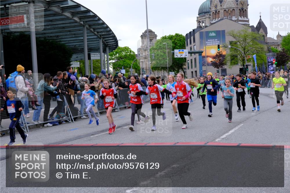 25.04.2026 - Das Zehntel Tim E. http://msf.ph/oto/9576129 25.04.2026 10:55:50 Ziel 5226, 5229, 5257, 5319, 5322, 5325, 5326, 5342, 5495, 5505, 5507, 5511, 5513, 5576, 5644, 5741, 5872, 6014, 6093, 6189, 6224, 6385, 6429, 6663, 6713, 6989, 7005, 7131, 7250, 7267, 7288, 7319, 7468, 7592, 7702, 7712, 7715, 7801, 7803, 7827 meine-sportfotos.de