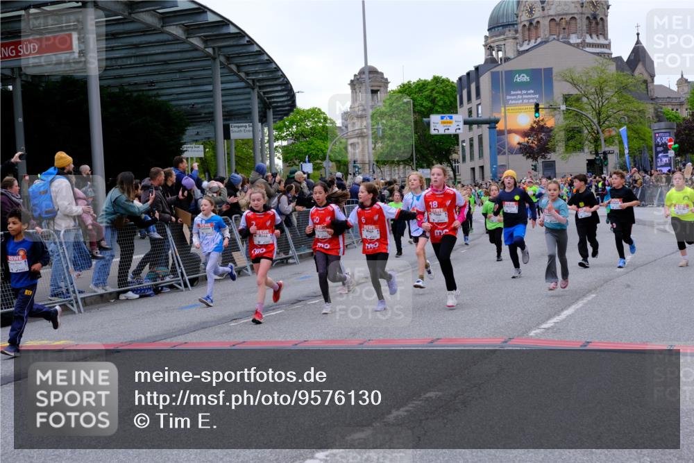 25.04.2026 - Das Zehntel Tim E. http://msf.ph/oto/9576130 25.04.2026 10:55:50 Ziel 5226, 5229, 5257, 5319, 5322, 5325, 5326, 5342, 5495, 5505, 5507, 5511, 5513, 5576, 5644, 5741, 5872, 6014, 6093, 6189, 6224, 6385, 6429, 6663, 6713, 6989, 7005, 7131, 7250, 7267, 7288, 7319, 7468, 7592, 7702, 7712, 7715, 7801, 7803, 7827 meine-sportfotos.de