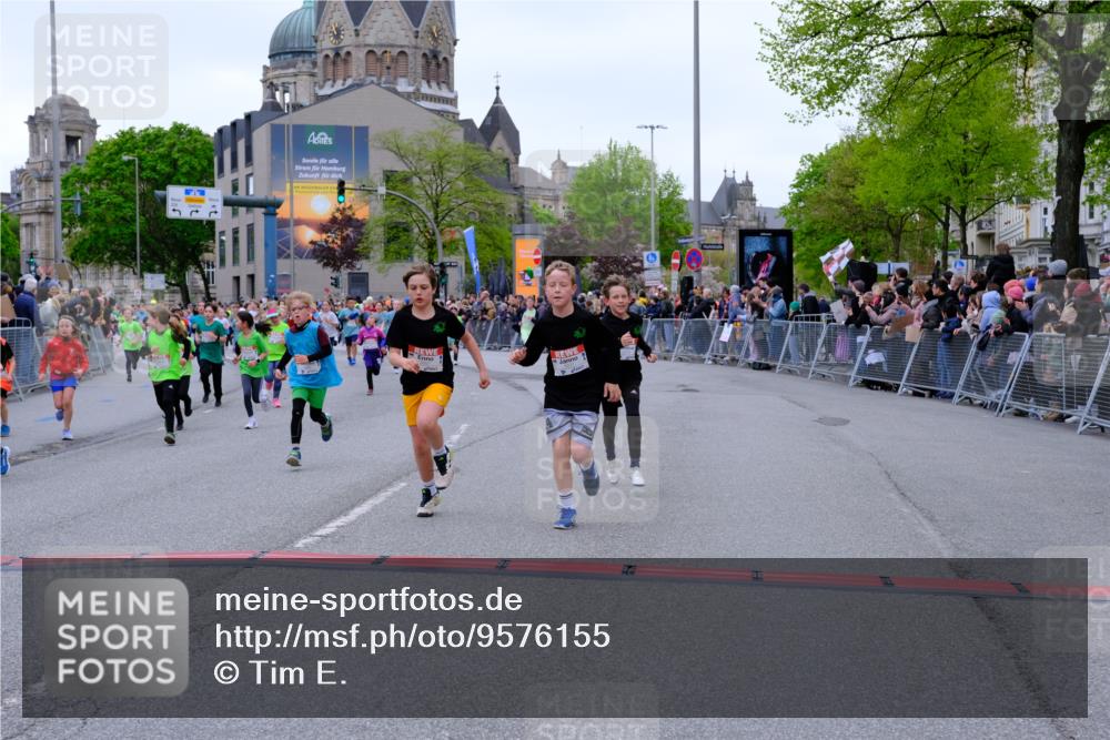 25.04.2026 - Das Zehntel Tim E. http://msf.ph/oto/9576155 25.04.2026 10:55:54 Ziel 5080, 5270, 5319, 5322, 5325, 5326, 5342, 5495, 5505, 5507, 5511, 5513, 5644, 5870, 6011, 6013, 6031, 6189, 6224, 6429, 6663, 6705, 6713, 6989, 7005, 7131, 7250, 7266, 7288, 7309, 7310, 7317, 7319, 7368, 7369, 7389, 7468, 7592, 7638, 7702, 7712, 7715, 7801, 7803, 7827, 7842, 7878, 8066 meine-sportfotos.de