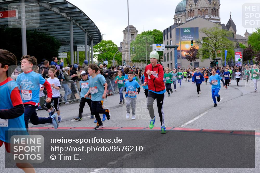 25.04.2026 - Das Zehntel Tim E. http://msf.ph/oto/9576210 25.04.2026 10:56:03 Ziel 5080, 5156, 5161, 5167, 5270, 5412, 5426, 5449, 5585, 5646, 5692, 5711, 5783, 5784, 5870, 5896, 6011, 6013, 6031, 6475, 6506, 6702, 6705, 6735, 6761, 6842, 6875, 6918, 7074, 7203, 7226, 7266, 7309, 7310, 7317, 7363, 7368, 7369, 7389, 7498, 7508, 7552, 7555, 7638, 7818, 7821, 7842, 7878, 7943, 7978, 8012, 8028, 8066 meine-sportfotos.de