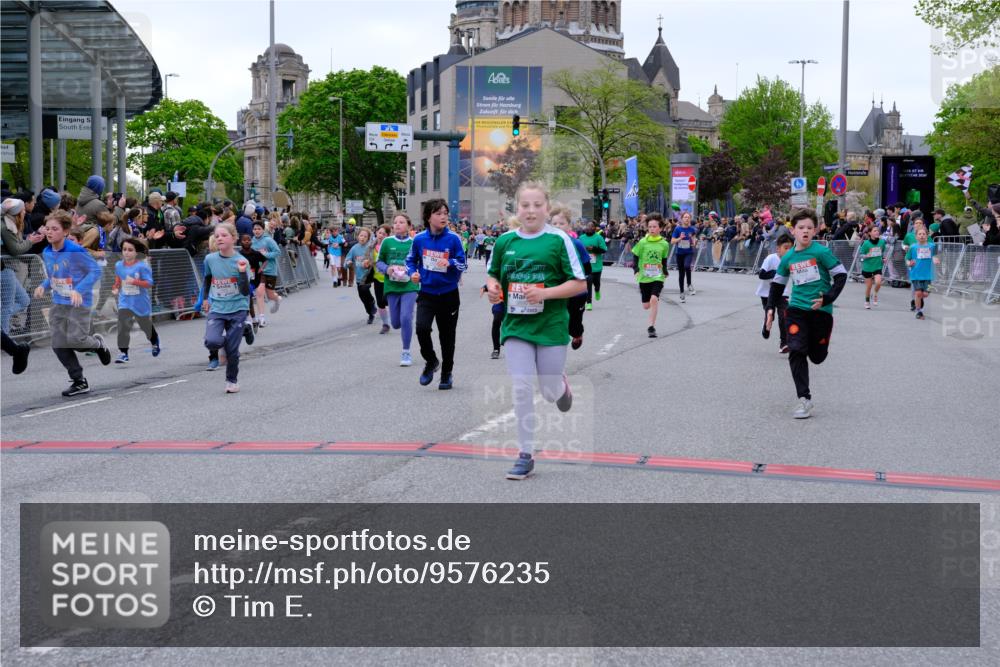 25.04.2026 - Das Zehntel Tim E. http://msf.ph/oto/9576235 25.04.2026 10:56:07 Ziel 5017, 5156, 5161, 5167, 5412, 5426, 5434, 5449, 5585, 5646, 5692, 5711, 5760, 5783, 5784, 5896, 5904, 6085, 6164, 6293, 6307, 6475, 6495, 6506, 6515, 6702, 6735, 6761, 6842, 6875, 6918, 6980, 7074, 7203, 7226, 7326, 7363, 7390, 7498, 7508, 7552, 7555, 7605, 7632, 7818, 7821, 7943, 7978, 8012, 8028 meine-sportfotos.de