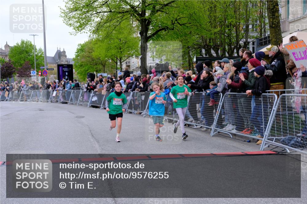 25.04.2026 - Das Zehntel Tim E. http://msf.ph/oto/9576255 25.04.2026 10:56:12 Ziel 5017, 5167, 5239, 5268, 5412, 5426, 5434, 5449, 5480, 5509, 5534, 5601, 5760, 5783, 5784, 5896, 5904, 6085, 6164, 6293, 6300, 6307, 6488, 6495, 6504, 6506, 6515, 6558, 6734, 6735, 6761, 6980, 7047, 7053, 7326, 7363, 7390, 7508, 7605, 7632, 7818, 7943, 7978, 8034, 8038 meine-sportfotos.de