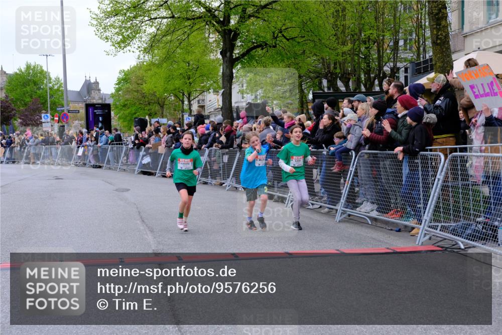 25.04.2026 - Das Zehntel Tim E. http://msf.ph/oto/9576256 25.04.2026 10:56:12 Ziel 5017, 5167, 5239, 5268, 5412, 5426, 5434, 5449, 5480, 5509, 5534, 5601, 5760, 5783, 5784, 5896, 5904, 6085, 6164, 6293, 6300, 6307, 6488, 6495, 6504, 6506, 6515, 6558, 6734, 6735, 6761, 6980, 7047, 7053, 7326, 7363, 7390, 7508, 7605, 7632, 7818, 7943, 7978, 8034, 8038 meine-sportfotos.de