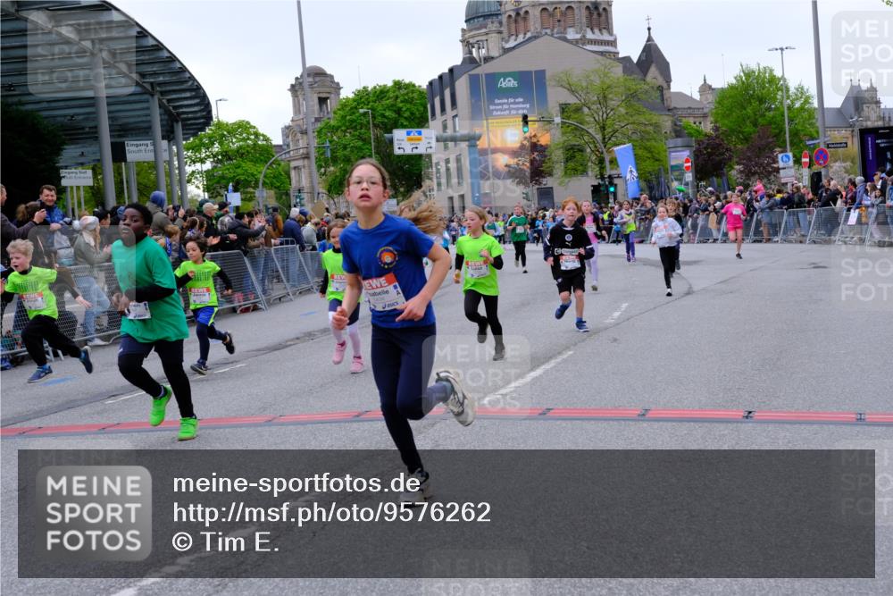 25.04.2026 - Das Zehntel Tim E. http://msf.ph/oto/9576262 25.04.2026 10:56:13 Ziel 5017, 5239, 5268, 5412, 5426, 5434, 5449, 5480, 5509, 5534, 5601, 5760, 5894, 5896, 5904, 6085, 6164, 6293, 6300, 6307, 6488, 6495, 6504, 6506, 6515, 6558, 6734, 6735, 6761, 6980, 7047, 7053, 7326, 7363, 7390, 7508, 7605, 7632, 7818, 7978, 8034, 8038 meine-sportfotos.de