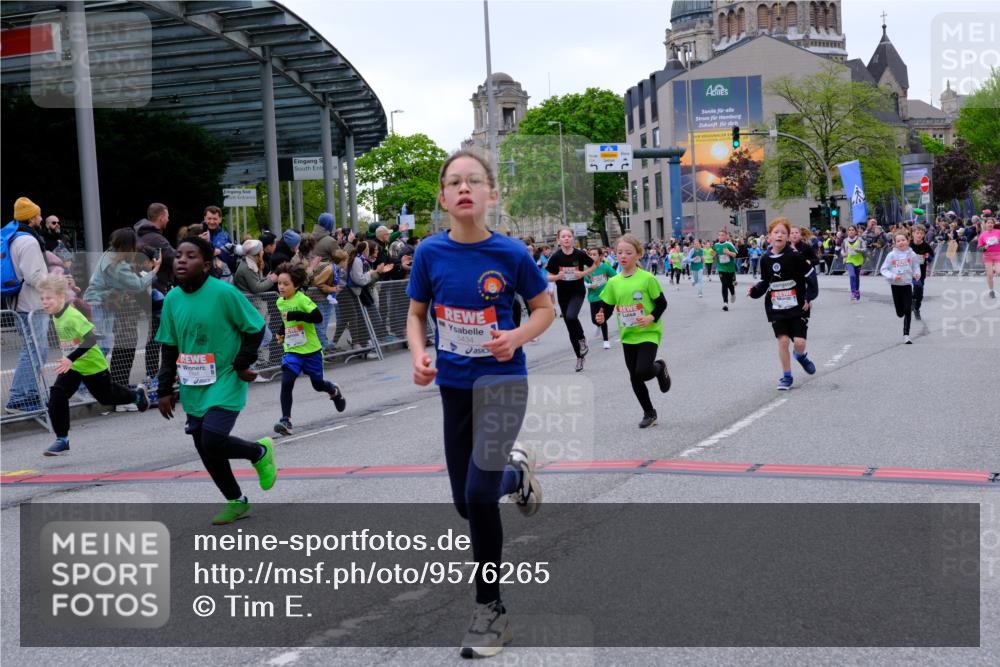 25.04.2026 - Das Zehntel Tim E. http://msf.ph/oto/9576265 25.04.2026 10:56:13 Ziel 5017, 5239, 5268, 5412, 5426, 5434, 5449, 5480, 5509, 5534, 5601, 5760, 5894, 5896, 5904, 6085, 6164, 6293, 6300, 6307, 6488, 6495, 6504, 6506, 6515, 6558, 6734, 6735, 6761, 6980, 7047, 7053, 7326, 7363, 7390, 7508, 7605, 7632, 7818, 7978, 8034, 8038 meine-sportfotos.de