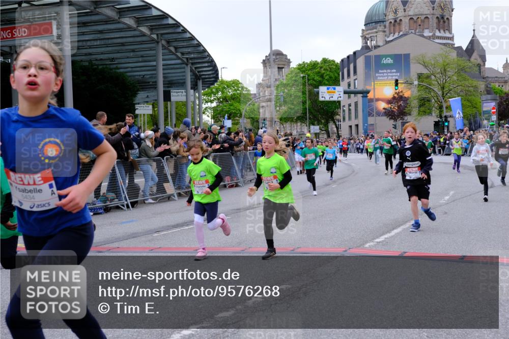 25.04.2026 - Das Zehntel Tim E. http://msf.ph/oto/9576268 25.04.2026 10:56:14 Ziel 5017, 5239, 5268, 5426, 5434, 5449, 5480, 5509, 5523, 5534, 5601, 5760, 5894, 5896, 5904, 5909, 6082, 6085, 6164, 6293, 6300, 6307, 6488, 6495, 6504, 6506, 6515, 6558, 6734, 6735, 6761, 6980, 7047, 7053, 7326, 7363, 7390, 7508, 7605, 7632, 7818, 7978, 8034, 8038 meine-sportfotos.de