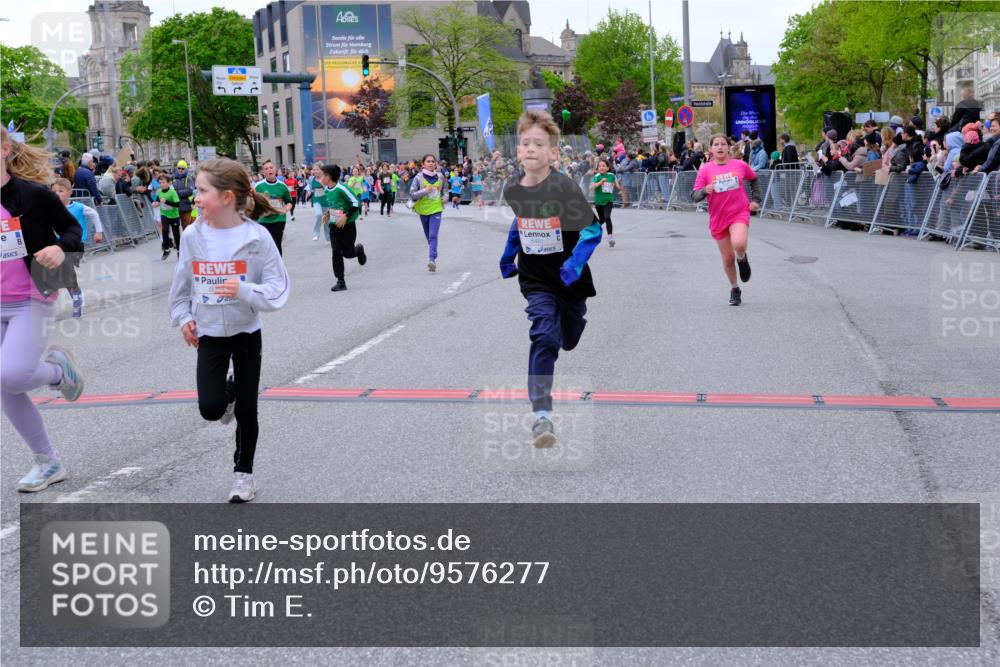 25.04.2026 - Das Zehntel Tim E. http://msf.ph/oto/9576277 25.04.2026 10:56:16 Ziel 5017, 5239, 5268, 5434, 5480, 5509, 5523, 5534, 5601, 5760, 5894, 5904, 5909, 6082, 6085, 6164, 6293, 6300, 6307, 6488, 6495, 6504, 6515, 6558, 6734, 6980, 7047, 7053, 7326, 7328, 7390, 7605, 7632, 7988, 8034, 8038 meine-sportfotos.de