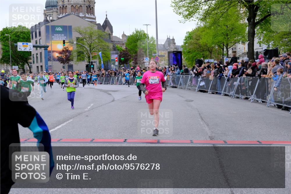25.04.2026 - Das Zehntel Tim E. http://msf.ph/oto/9576278 25.04.2026 10:56:17 Ziel 5239, 5268, 5434, 5480, 5509, 5523, 5534, 5601, 5760, 5894, 5909, 6082, 6085, 6300, 6488, 6495, 6504, 6515, 6558, 6734, 6980, 7047, 7053, 7328, 7390, 7574, 7605, 7632, 7988, 8034, 8038 meine-sportfotos.de