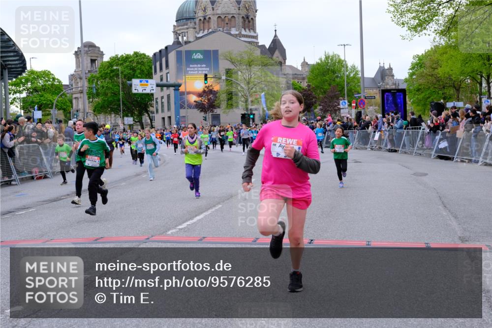 25.04.2026 - Das Zehntel Tim E. http://msf.ph/oto/9576285 25.04.2026 10:56:18 Ziel 5239, 5268, 5434, 5480, 5509, 5523, 5534, 5601, 5760, 5894, 5909, 6082, 6300, 6488, 6495, 6504, 6515, 6558, 6734, 7047, 7053, 7328, 7390, 7574, 7988, 8034, 8038 meine-sportfotos.de