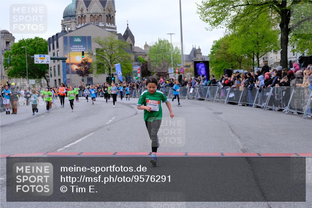 25.04.2026 - Das Zehntel Tim E. http://msf.ph/oto/9576291 25.04.2026 10:56:19 Ziel 5239, 5268, 5434, 5480, 5509, 5523, 5534, 5601, 5760, 5828, 5894, 5909, 6082, 6300, 6416, 6488, 6495, 6504, 6515, 6558, 6734, 7047, 7052, 7053, 7316, 7328, 7574, 7988, 8034, 8038 meine-sportfotos.de