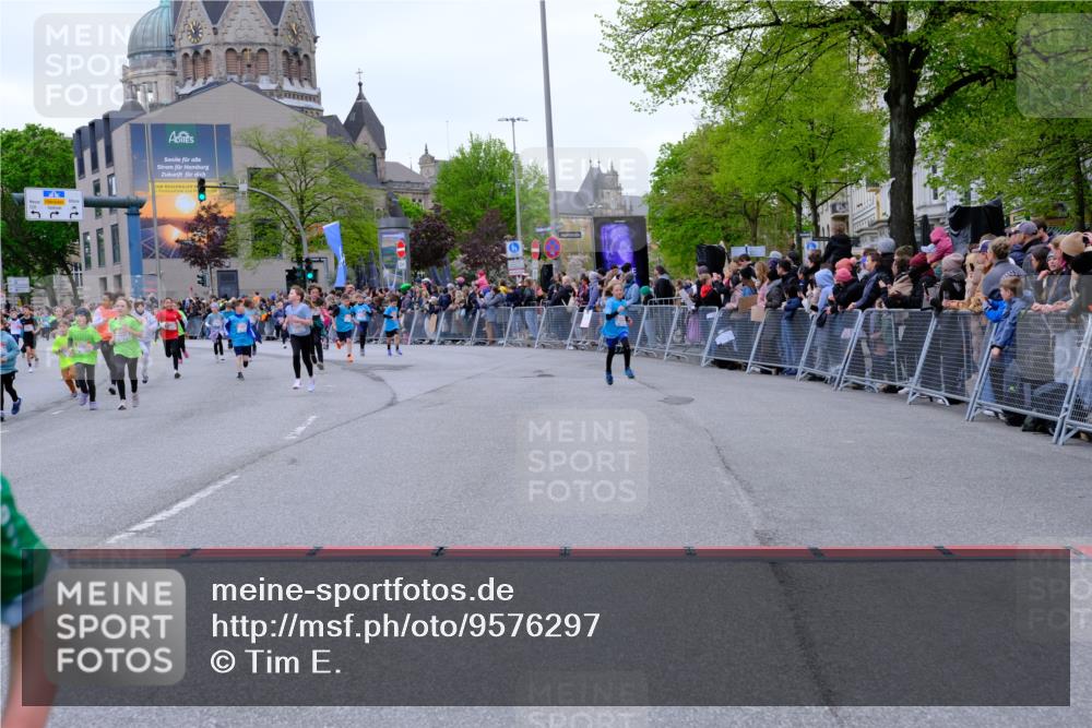 25.04.2026 - Das Zehntel Tim E. http://msf.ph/oto/9576297 25.04.2026 10:56:21 Ziel 5003, 5239, 5268, 5469, 5480, 5509, 5523, 5534, 5601, 5671, 5828, 5894, 5909, 6082, 6157, 6230, 6300, 6416, 6504, 6558, 6675, 6734, 7047, 7052, 7211, 7316, 7328, 7405, 7429, 7574, 7988, 8034, 8038 meine-sportfotos.de