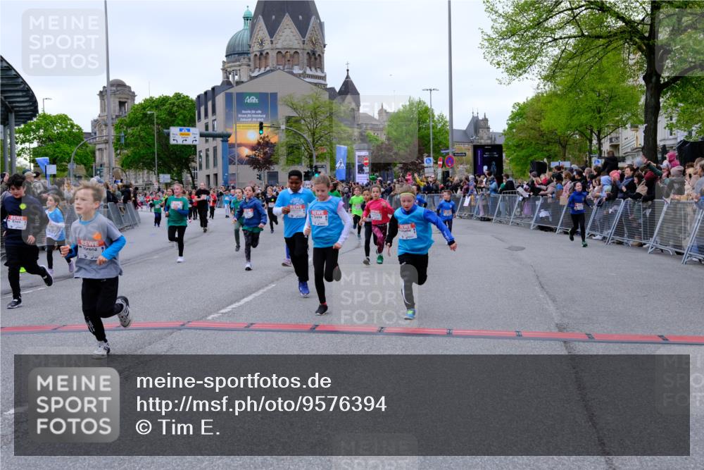 25.04.2026 - Das Zehntel Tim E. http://msf.ph/oto/9576394 25.04.2026 10:56:46 Ziel 5441, 5531, 5617, 5657, 5661, 5709, 5746, 5749, 5764, 5854, 5855, 5856, 5913, 5929, 6118, 6149, 6207, 6279, 6294, 6309, 6502, 6530, 6551, 6619, 6627, 6628, 6637, 6644, 6645, 6646, 6652, 6655, 6670, 6859, 6873, 6882, 6903, 6915, 6996, 7008, 7072, 7125, 7141, 7576, 7594, 7607, 7665, 7714, 7727, 7802, 7888, 7932, 7947, 7959, 8035 meine-sportfotos.de