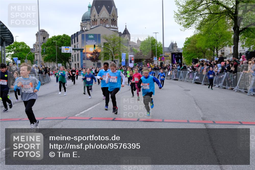 25.04.2026 - Das Zehntel Tim E. http://msf.ph/oto/9576395 25.04.2026 10:56:46 Ziel 5441, 5531, 5617, 5657, 5661, 5709, 5746, 5749, 5764, 5854, 5855, 5856, 5913, 5929, 6118, 6149, 6207, 6279, 6294, 6309, 6502, 6530, 6551, 6619, 6627, 6628, 6637, 6644, 6645, 6646, 6652, 6655, 6670, 6859, 6873, 6882, 6903, 6915, 6996, 7008, 7072, 7125, 7141, 7576, 7594, 7607, 7665, 7714, 7727, 7802, 7888, 7932, 7947, 7959, 8035 meine-sportfotos.de