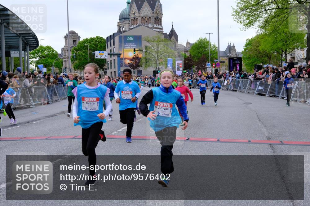 25.04.2026 - Das Zehntel Tim E. http://msf.ph/oto/9576402 25.04.2026 10:56:46 Ziel 5441, 5531, 5617, 5657, 5661, 5709, 5746, 5749, 5764, 5854, 5855, 5856, 5913, 5929, 6118, 6149, 6207, 6279, 6294, 6309, 6502, 6530, 6551, 6619, 6627, 6628, 6637, 6644, 6645, 6646, 6652, 6655, 6670, 6859, 6873, 6882, 6903, 6915, 6996, 7008, 7072, 7125, 7141, 7576, 7594, 7607, 7665, 7714, 7727, 7802, 7888, 7932, 7947, 7959, 8035 meine-sportfotos.de