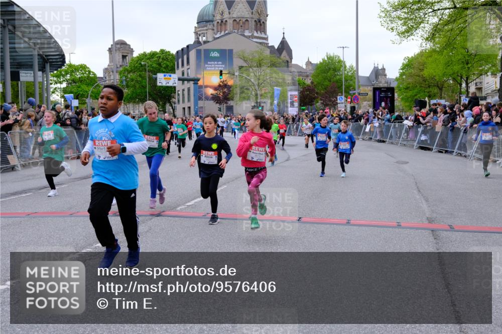 25.04.2026 - Das Zehntel Tim E. http://msf.ph/oto/9576406 25.04.2026 10:56:47 Ziel 5102, 5441, 5531, 5617, 5661, 5709, 5746, 5749, 5764, 5854, 5855, 5856, 5913, 5929, 6118, 6149, 6215, 6279, 6294, 6309, 6502, 6530, 6551, 6619, 6627, 6628, 6637, 6644, 6645, 6646, 6652, 6655, 6670, 6859, 6873, 6882, 6903, 6915, 6996, 7008, 7072, 7125, 7141, 7576, 7594, 7607, 7714, 7727, 7802, 7888, 7932, 7947, 7959, 8035 meine-sportfotos.de