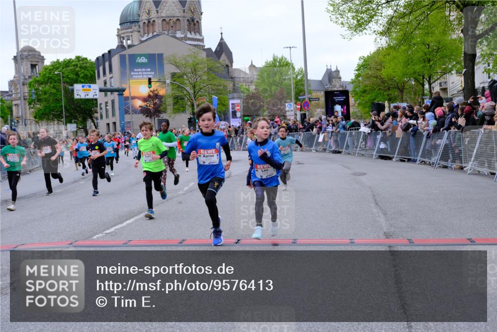 25.04.2026 - Das Zehntel Tim E. http://msf.ph/oto/9576413 25.04.2026 10:56:49 Ziel 5097, 5102, 5441, 5531, 5561, 5617, 5709, 5746, 5749, 5780, 5789, 5855, 5856, 5859, 5867, 5913, 5929, 6118, 6215, 6294, 6309, 6530, 6551, 6619, 6627, 6637, 6644, 6646, 6652, 6655, 6670, 6859, 6873, 6882, 6903, 6915, 6996, 7008, 7072, 7125, 7141, 7302, 7576, 7594, 7607, 7714, 7727, 7811, 7888, 7932, 7947, 7959, 8035 meine-sportfotos.de