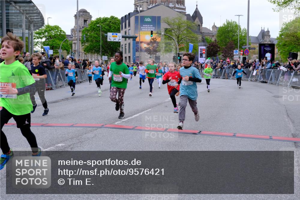 25.04.2026 - Das Zehntel Tim E. http://msf.ph/oto/9576421 25.04.2026 10:56:50 Ziel 5097, 5102, 5441, 5531, 5561, 5617, 5709, 5735, 5746, 5749, 5780, 5789, 5855, 5856, 5859, 5861, 5867, 5913, 5929, 6118, 6215, 6294, 6309, 6530, 6551, 6619, 6627, 6637, 6644, 6646, 6652, 6655, 6670, 6859, 6882, 6903, 6915, 6996, 7008, 7072, 7125, 7141, 7302, 7576, 7594, 7607, 7714, 7727, 7811, 7888, 7932, 7947, 7959, 8035 meine-sportfotos.de