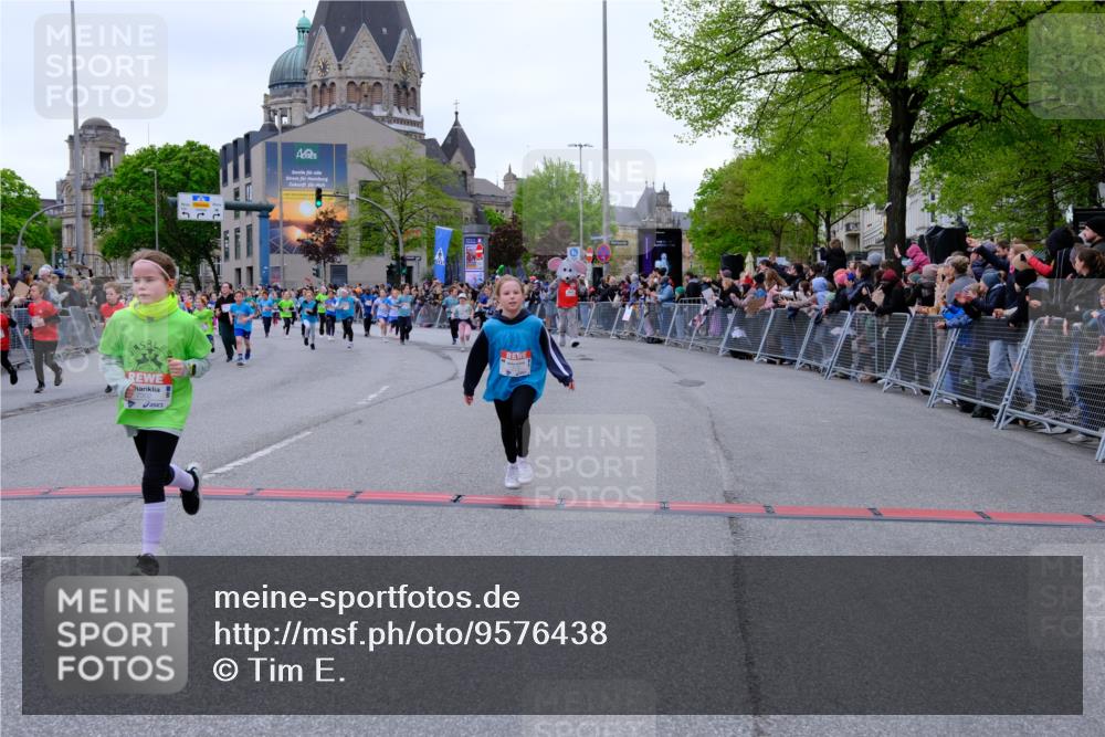 25.04.2026 - Das Zehntel Tim E. http://msf.ph/oto/9576438 25.04.2026 10:56:55 Ziel 5097, 5102, 5441, 5561, 5735, 5780, 5789, 5804, 5839, 5859, 5861, 5867, 5913, 6118, 6130, 6132, 6133, 6143, 6215, 6280, 6294, 6309, 6530, 6551, 6646, 6861, 6891, 6903, 7008, 7060, 7072, 7291, 7302, 7594, 7607, 7639, 7811, 7888, 7932, 8035 meine-sportfotos.de