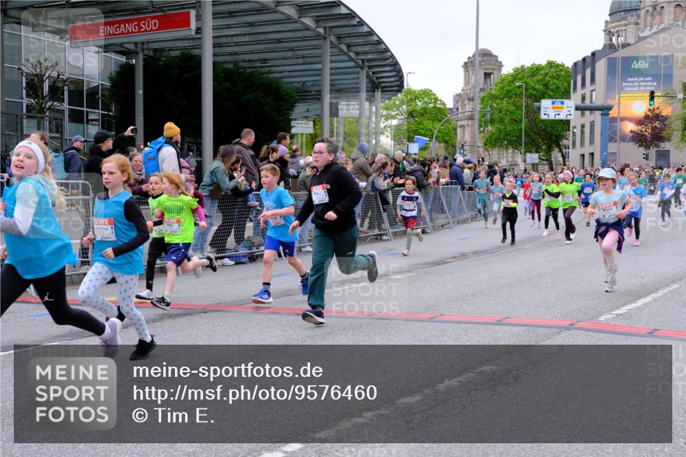 25.04.2026 - Das Zehntel Tim E. http://msf.ph/oto/9576460 25.04.2026 10:57:00 Ziel 5093, 5097, 5290, 5308, 5386, 5463, 5561, 5735, 5780, 5789, 5804, 5839, 5859, 5861, 5867, 6130, 6132, 6133, 6143, 6280, 6820, 6852, 6861, 6891, 7060, 7291, 7302, 7497, 7509, 7537, 7553, 7557, 7560, 7639, 7705, 7711, 7811, 7861, 8020 meine-sportfotos.de
