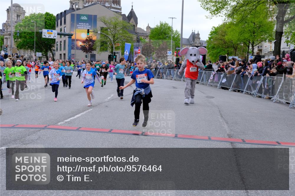 25.04.2026 - Das Zehntel Tim E. http://msf.ph/oto/9576464 25.04.2026 10:57:01 Ziel 5093, 5290, 5308, 5386, 5463, 5561, 5735, 5804, 5839, 5861, 5867, 6130, 6132, 6133, 6143, 6228, 6234, 6275, 6280, 6820, 6852, 6861, 6891, 7060, 7291, 7302, 7497, 7509, 7537, 7553, 7557, 7560, 7639, 7705, 7711, 7811, 7861, 8020 meine-sportfotos.de