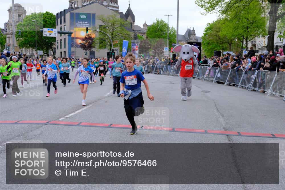 25.04.2026 - Das Zehntel Tim E. http://msf.ph/oto/9576466 25.04.2026 10:57:01 Ziel 5093, 5290, 5308, 5386, 5463, 5561, 5735, 5804, 5839, 5861, 5867, 6130, 6132, 6133, 6143, 6228, 6234, 6275, 6280, 6820, 6852, 6861, 6891, 7060, 7291, 7302, 7497, 7509, 7537, 7553, 7557, 7560, 7639, 7705, 7711, 7811, 7861, 8020 meine-sportfotos.de