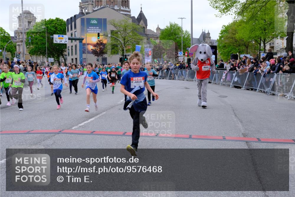 25.04.2026 - Das Zehntel Tim E. http://msf.ph/oto/9576468 25.04.2026 10:57:01 Ziel 5093, 5290, 5308, 5386, 5463, 5561, 5735, 5804, 5839, 5861, 5867, 6130, 6132, 6133, 6143, 6228, 6234, 6275, 6280, 6820, 6852, 6861, 6891, 7060, 7291, 7302, 7497, 7509, 7537, 7553, 7557, 7560, 7639, 7705, 7711, 7811, 7861, 8020 meine-sportfotos.de