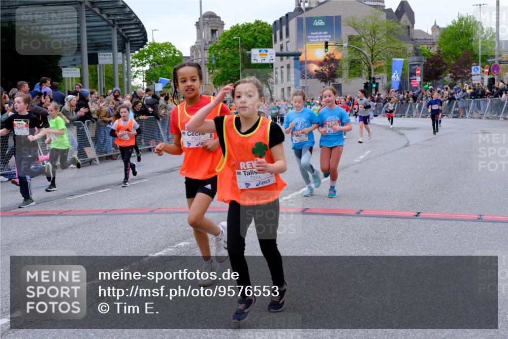 25.04.2026 - Das Zehntel Tim E. http://msf.ph/oto/9576553 25.04.2026 10:57:19 Ziel 5013, 5302, 5333, 5374, 5409, 5522, 5528, 5821, 5831, 6138, 6169, 6175, 6235, 6728, 6737, 6751, 6877, 6901, 7065, 7079, 7134, 7222, 7224, 7374, 7377, 7396, 7398, 7401, 7406, 7413, 7427, 7455, 7464, 7506, 7958 meine-sportfotos.de