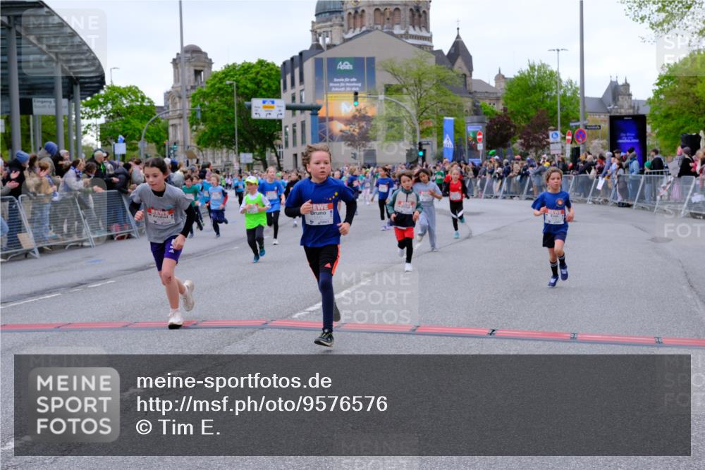 25.04.2026 - Das Zehntel Tim E. http://msf.ph/oto/9576576 25.04.2026 10:57:24 Ziel 5013, 5333, 5338, 5417, 5442, 5522, 5528, 5619, 5818, 5821, 5831, 5955, 6120, 6134, 6138, 6169, 6175, 6235, 6335, 6630, 6728, 6737, 6751, 6877, 6901, 7070, 7134, 7222, 7224, 7374, 7377, 7396, 7401, 7413, 7682, 7867, 7958, 8016, 8046, 8047 meine-sportfotos.de