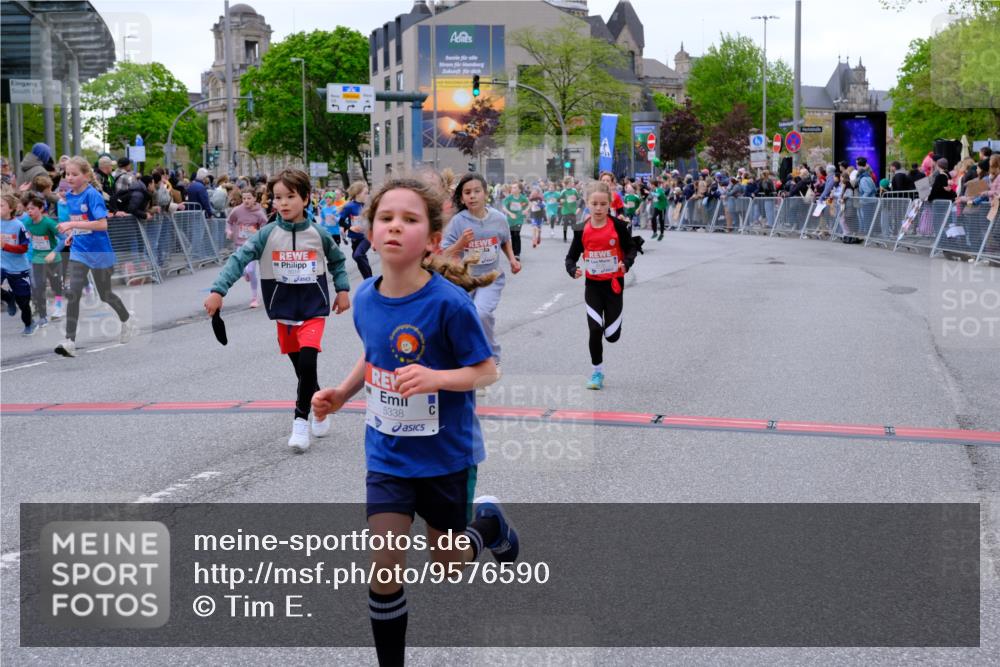 25.04.2026 - Das Zehntel Tim E. http://msf.ph/oto/9576590 25.04.2026 10:57:27 Ziel 5013, 5047, 5333, 5338, 5417, 5430, 5442, 5546, 5619, 5818, 5955, 5967, 6120, 6134, 6138, 6169, 6175, 6235, 6328, 6335, 6630, 6728, 6888, 6899, 7070, 7222, 7413, 7682, 7867, 8016, 8046, 8047 meine-sportfotos.de