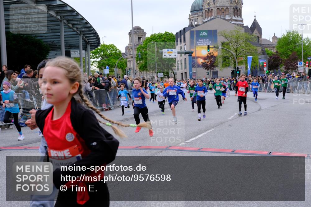 25.04.2026 - Das Zehntel Tim E. http://msf.ph/oto/9576598 25.04.2026 10:57:28 Ziel 5013, 5047, 5333, 5338, 5417, 5430, 5442, 5545, 5546, 5547, 5619, 5818, 5955, 5967, 6120, 6134, 6138, 6169, 6171, 6175, 6235, 6328, 6335, 6338, 6630, 6888, 6899, 7070, 7222, 7682, 7867, 7906, 8014, 8016, 8046, 8047 meine-sportfotos.de