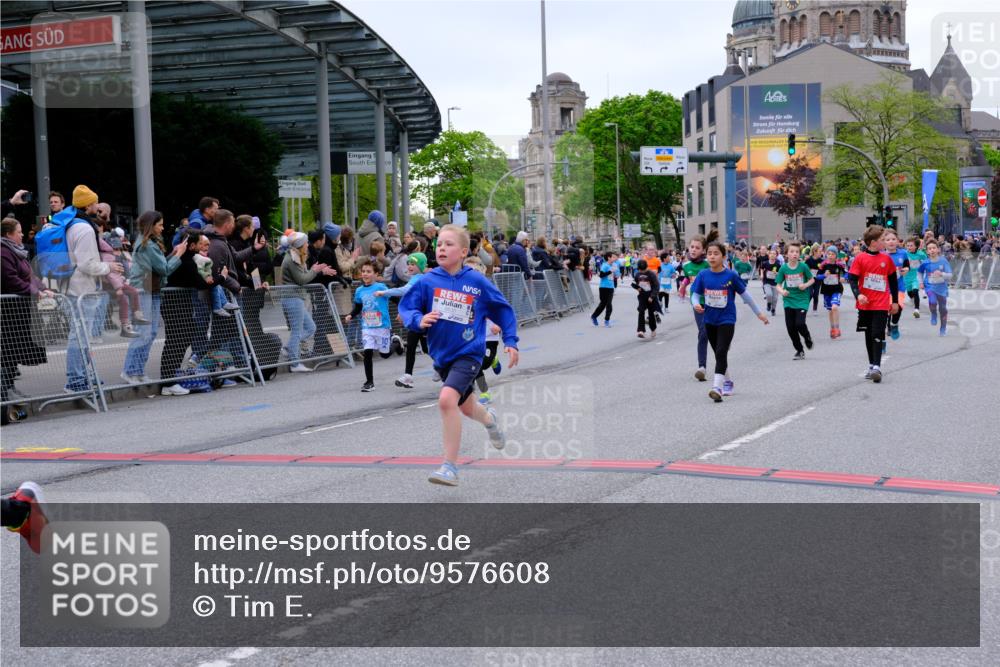25.04.2026 - Das Zehntel Tim E. http://msf.ph/oto/9576608 25.04.2026 10:57:29 Ziel 5013, 5047, 5333, 5338, 5417, 5430, 5442, 5540, 5545, 5546, 5547, 5619, 5818, 5955, 5967, 6120, 6134, 6138, 6171, 6235, 6328, 6335, 6338, 6630, 6888, 6899, 7070, 7222, 7682, 7867, 7906, 8014, 8016, 8029, 8046, 8047 meine-sportfotos.de